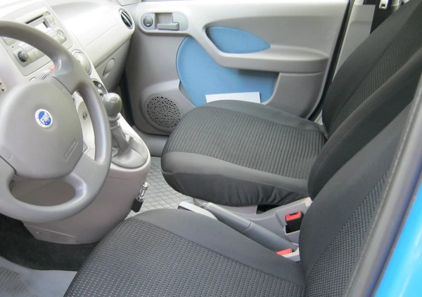 Fiat Panda cena 10900 przebieg: 94000, rok produkcji 2005 z Biała małe 172